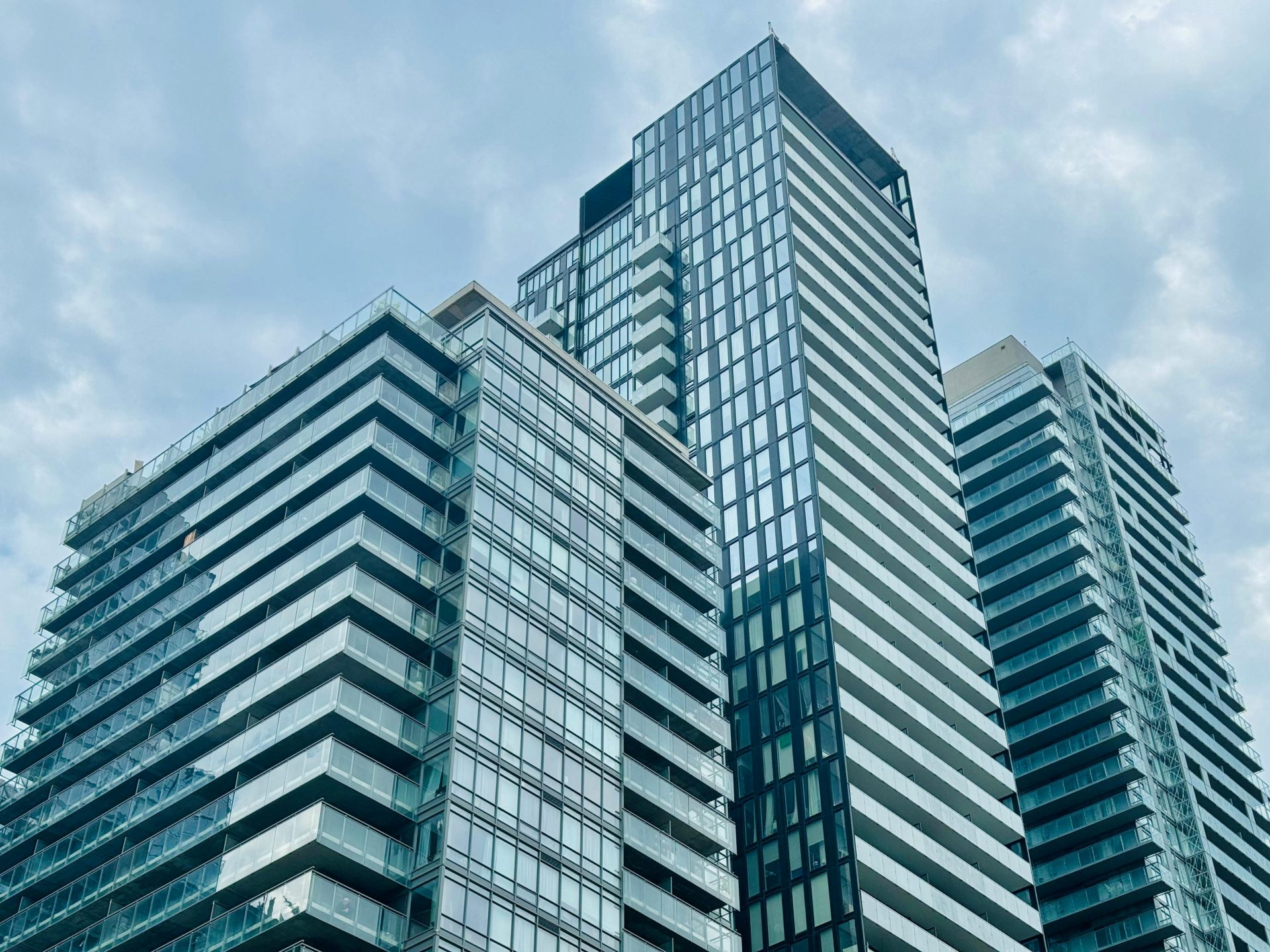 Toronto Treasures: Captivating Cityscapes